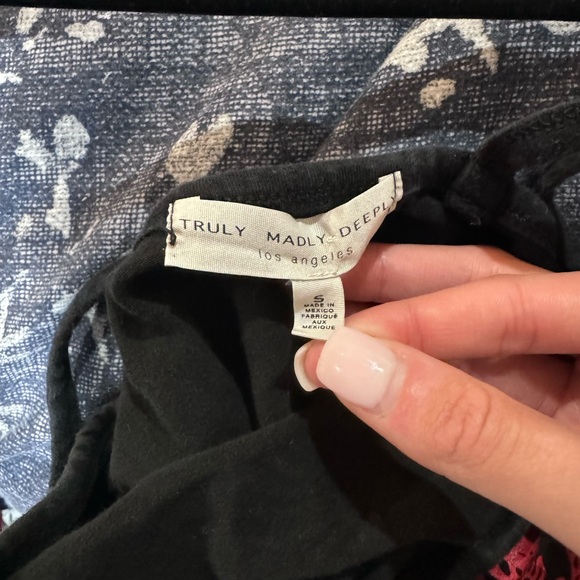 Truly Madly Deeply Dragon Halter Tan Top - Picture 4 of 4